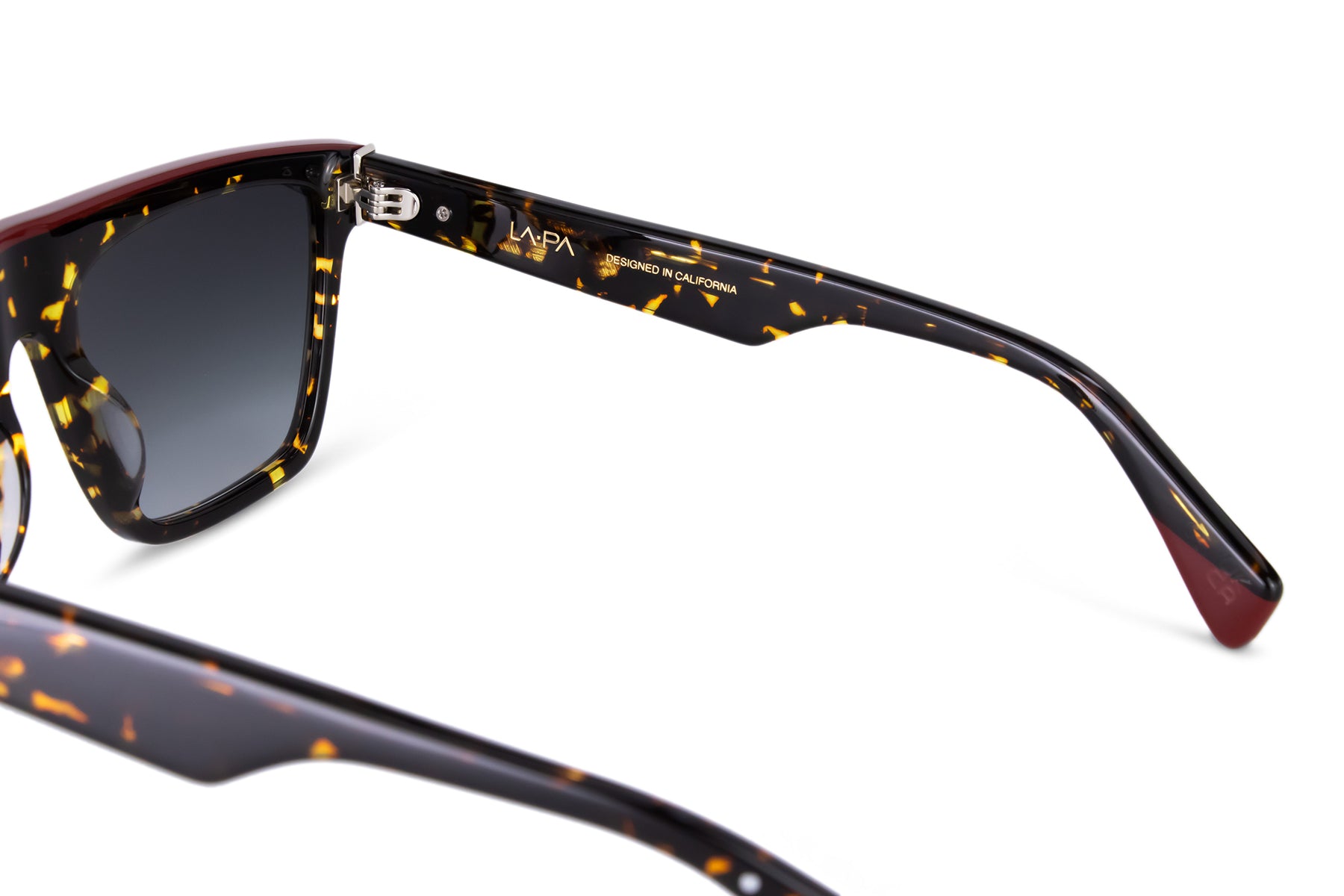 High Quality Hinge on Square Acetate Sunglass