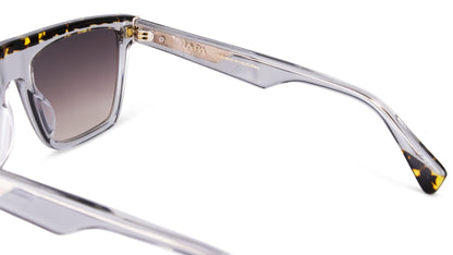 High Quality Hinge on Modern Sunglass